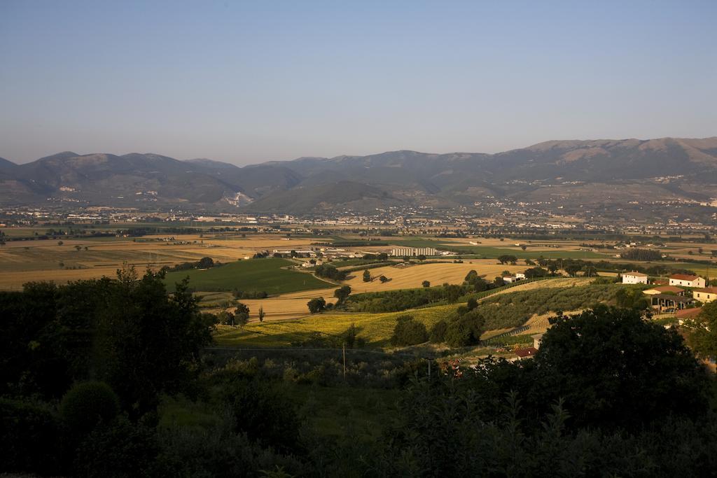Agriturismo Il Girasole Montefalco Eksteriør bilde